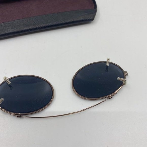 Rare Vintage WWII Army Issue Aviator Clip On Sunglasses in Case main image 9